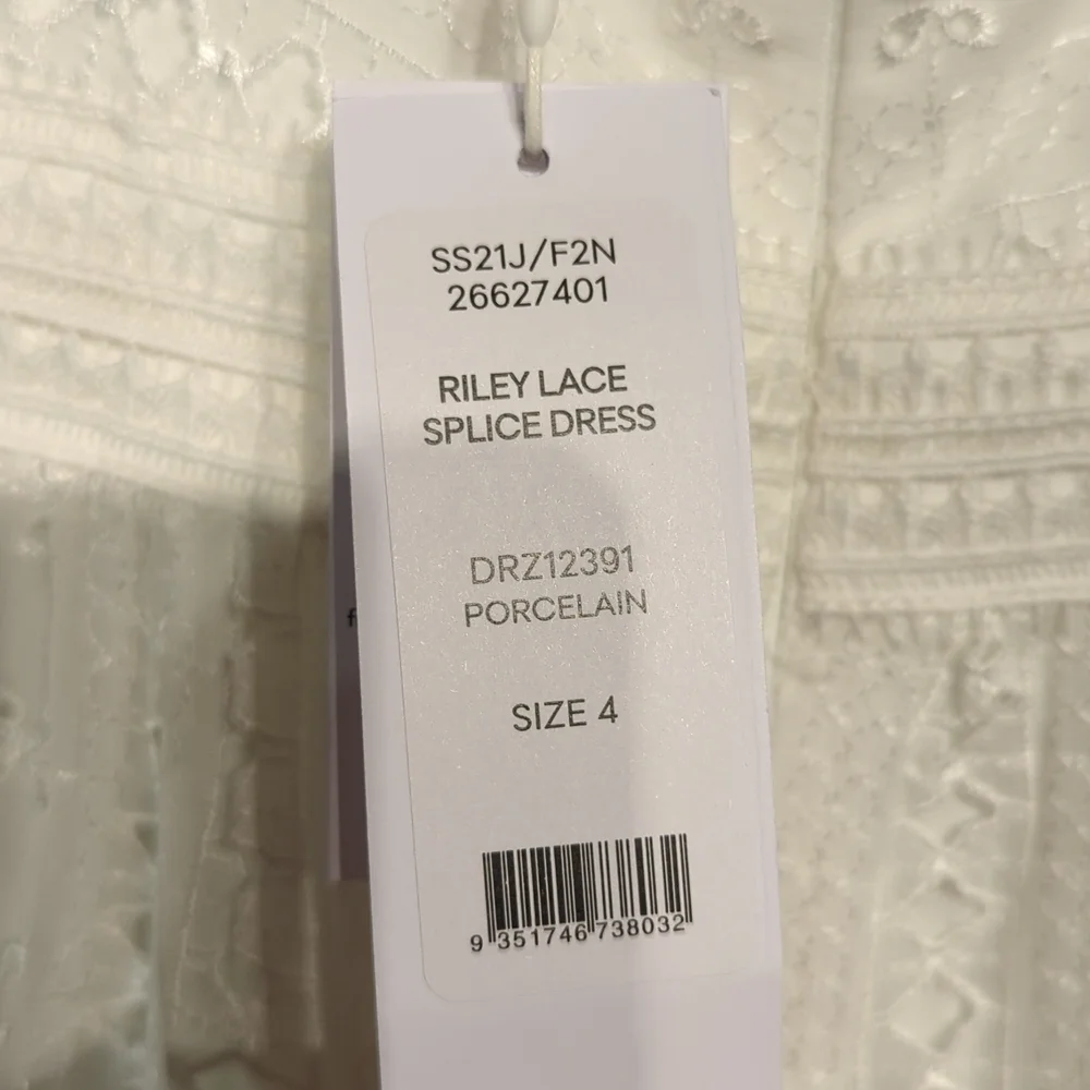 Ever New Melbourne Riley Lace Splice dress size 4 - Picture 3 of 4